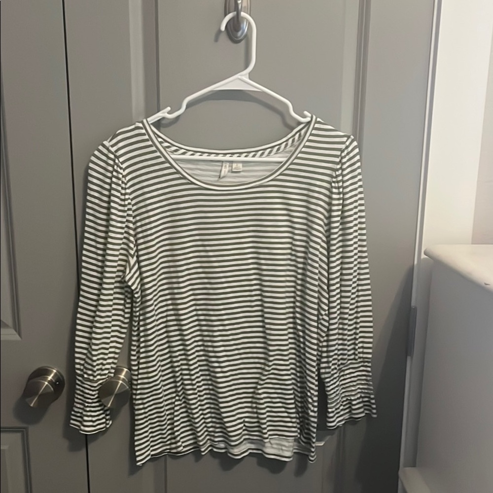 Cato Women's Green and White Striped Long Sleeve Top